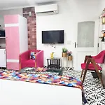 Economical Cozy 1Bhk Prime Location South Delhi 1
