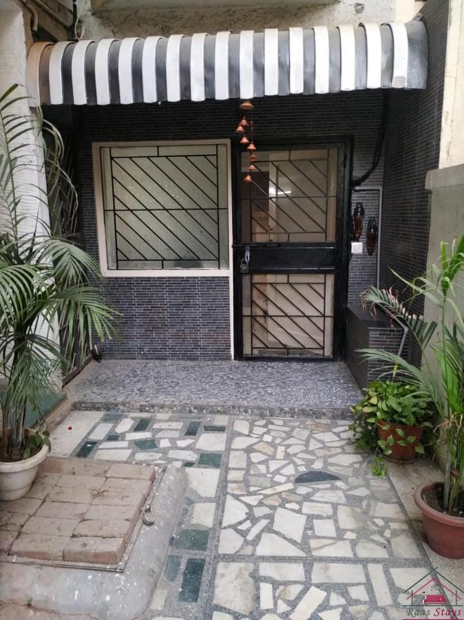 Apartment Economical Cozy 1bhk Prime Location South Delhi 1 *